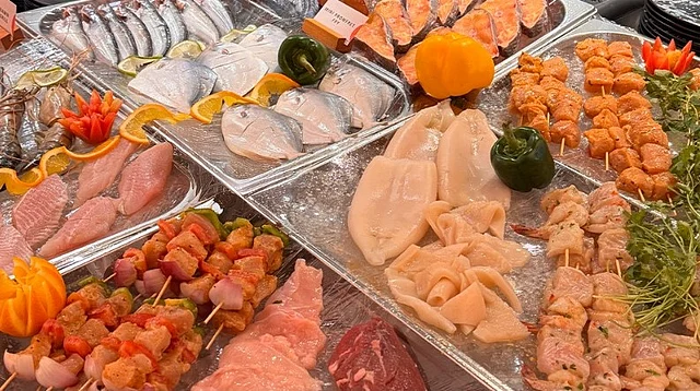 আয়োজনের মূল ভাবনাই হলো—বিশ্বের বৈচিত্র্যময় খাবারকে এক ছাদের নিচে নিয়ে আসা