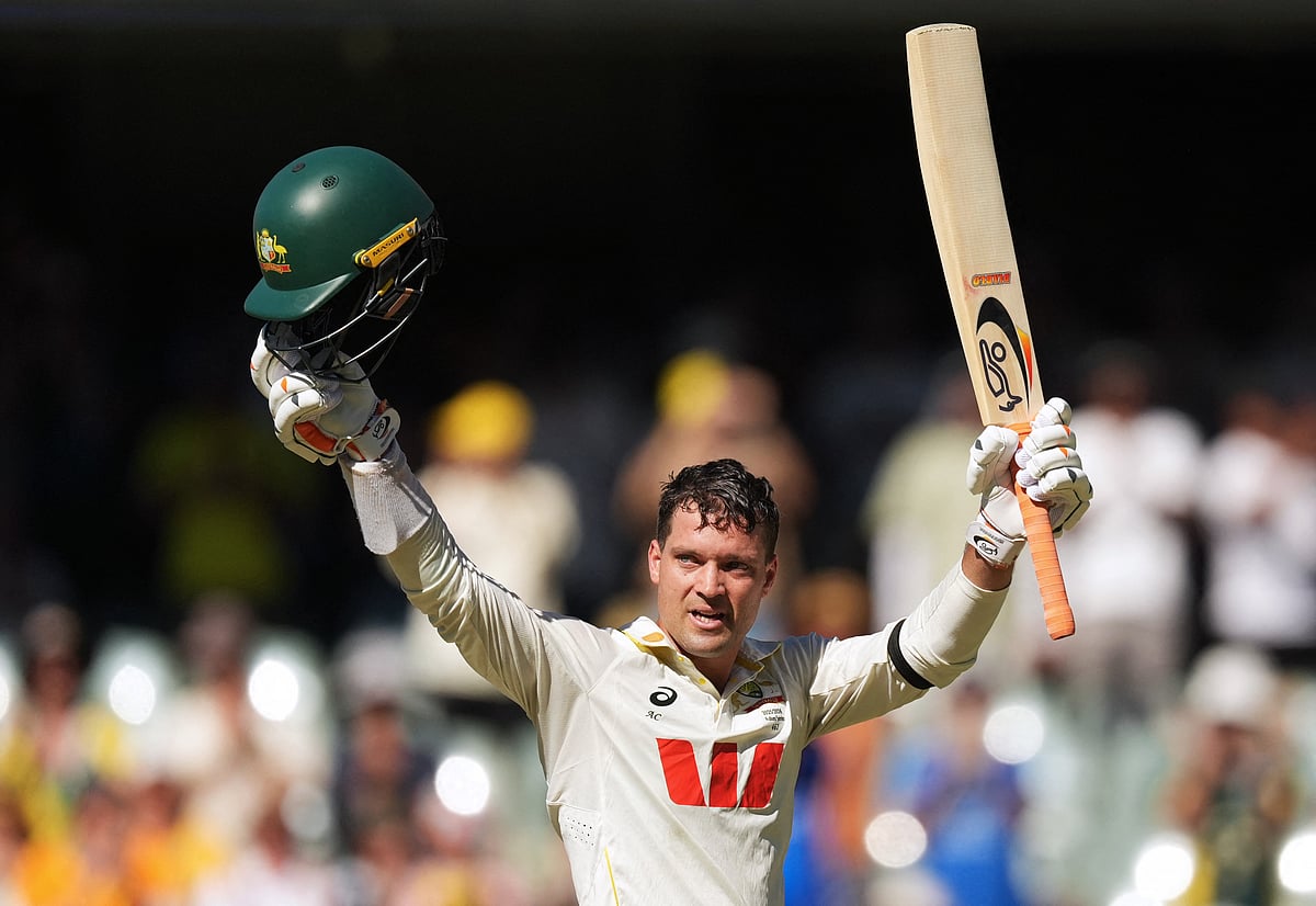 অপারেটর করলেন ভুল, ক্যারি করলেন সেঞ্চুরি