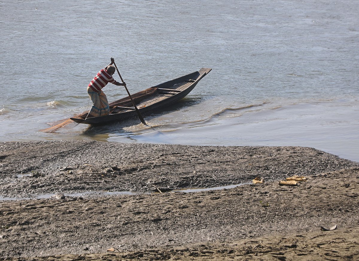 একঝলক (১৮ ডিসেম্বর ২০২৫)