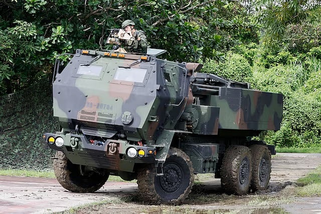 তাইওয়ানকে রেকর্ড ১ হাজার ১০০ কোটি ডলারের অস্ত্র দিচ্ছে যুক্তরাষ্ট্র