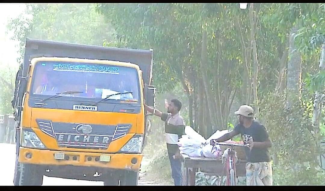 লক্ষ্মীপুরে ঢুকলেই টোল আদায়, অভিযোগ জামায়াত নেতার বিরুদ্ধে