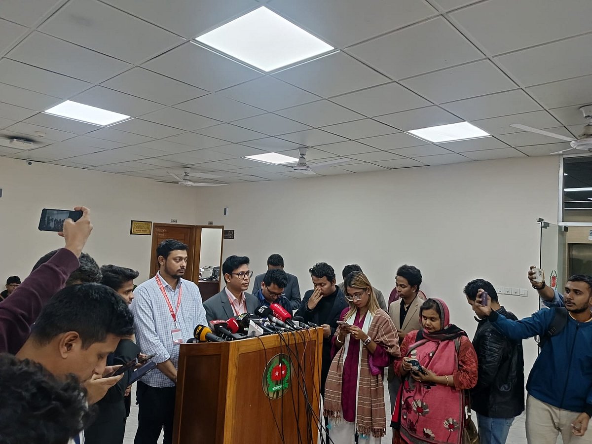 ১২ ফেব্রুয়ারির জাতীয় নির্বাচনের ভোট যেন না পেছায়, ইসিকে এনসিপি