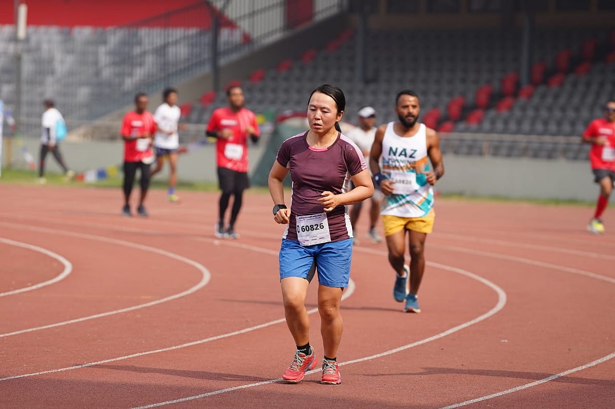 জাতীয় স্টেডিয়ামে প্রথমবার ৩৬ ঘণ্টার আল্ট্রা দৌড়