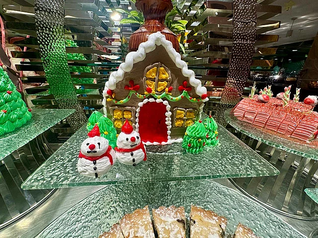 সাজানো হয়েছে চমৎকারভাবে