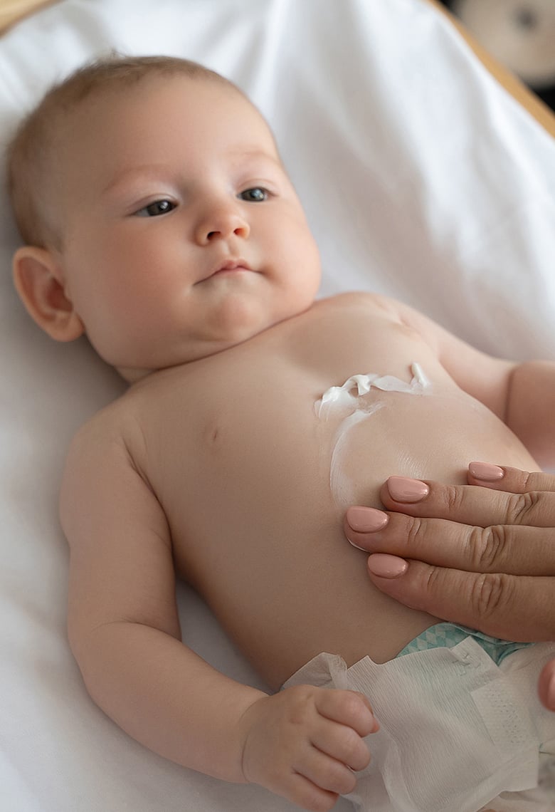 শিশুর কোমল ত্বকের জন্য দুধ আর প্রোবায়োটিকের গভীর যত্ন