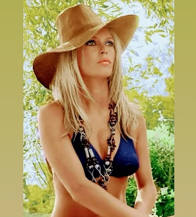 ন্যাচারাল বিউটির প্রতিরূপ