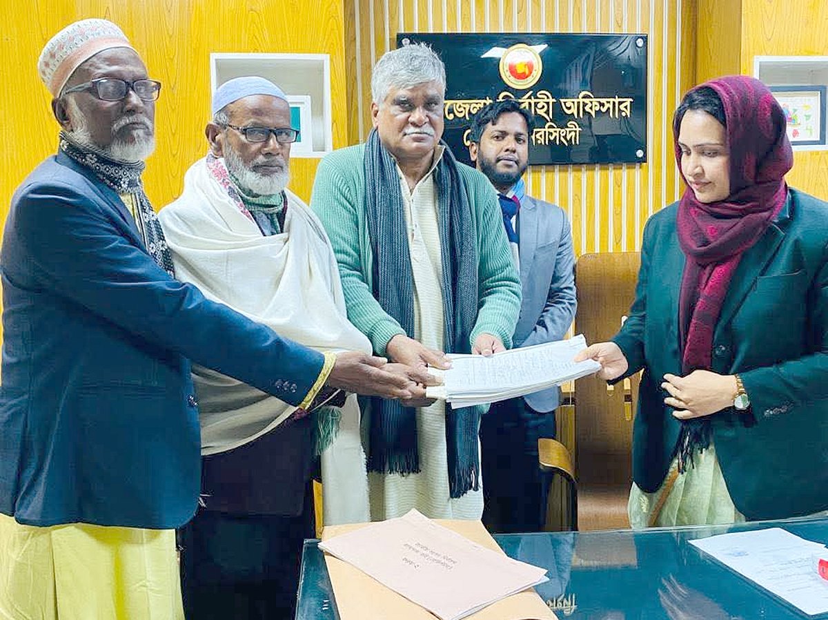 মনোনয়নপত্র জমা দিলেন সিপিবির সভাপতি, সাধারণ সম্পাদকসহ অর্ধশতাধিক প্রার্থী