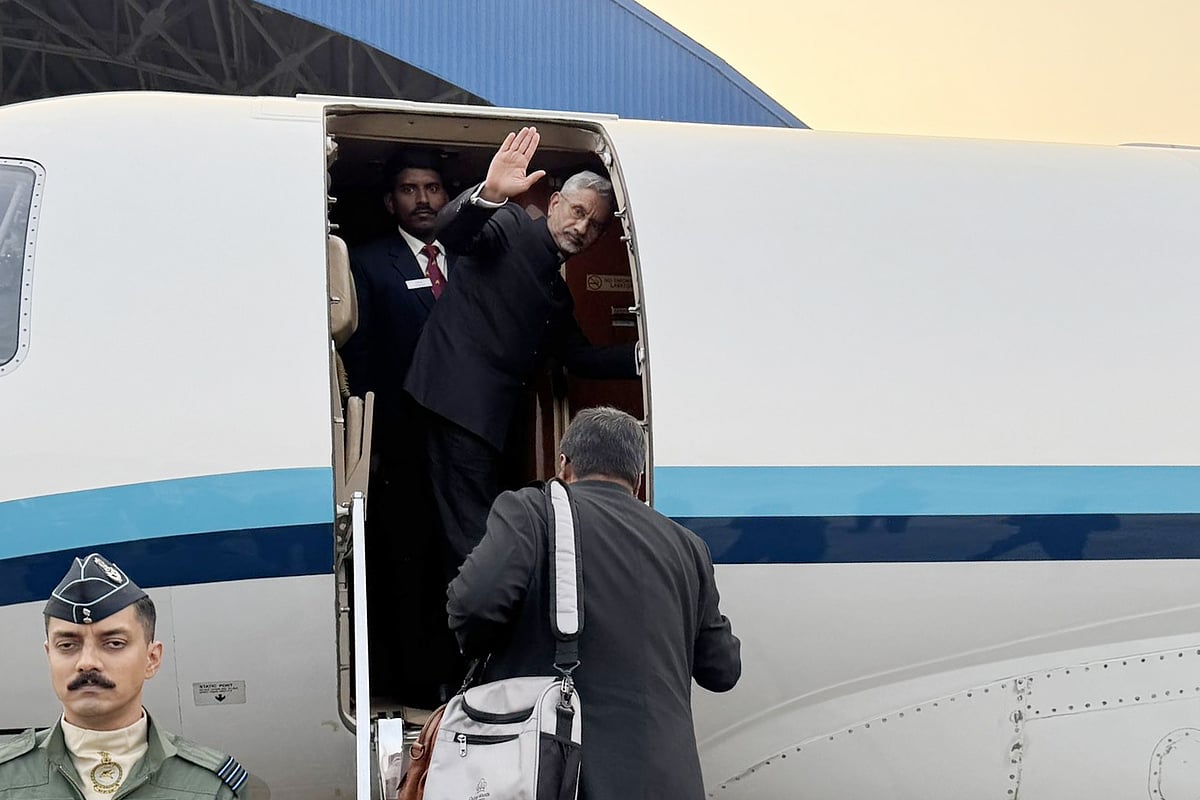 খালেদা জিয়াকে শেষশ্রদ্ধা জানিয়ে ফিরে গেলেন জয়শঙ্কর