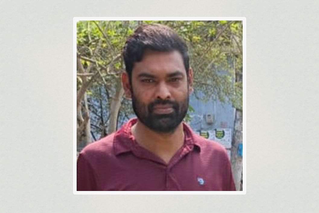 স্বামীর ইউনিফর্ম পরে স্ত্রীর ‘টিকটক’ ভিডিও, পুলিশ কনস্টেবল প্রত্যাহার