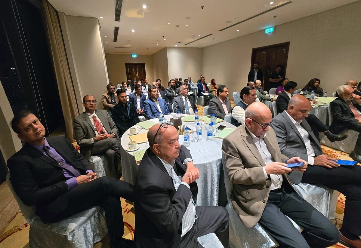 শিক্ষার্থীর ভবিষ্যৎ ঝুঁকিতে: প্রস্তাবিত নীতিতে বেসরকারি উচ্চশিক্ষা খাত সংকটে