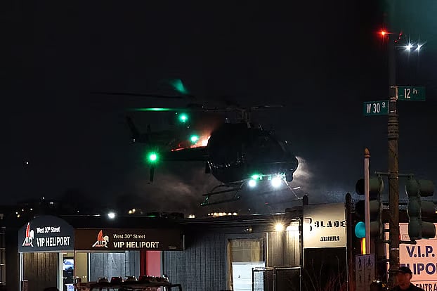 মাদুরো ও তাঁর স্ত্রীকে তুলে নিতে যুক্তরাষ্ট্রকে সাহায্য করল কে