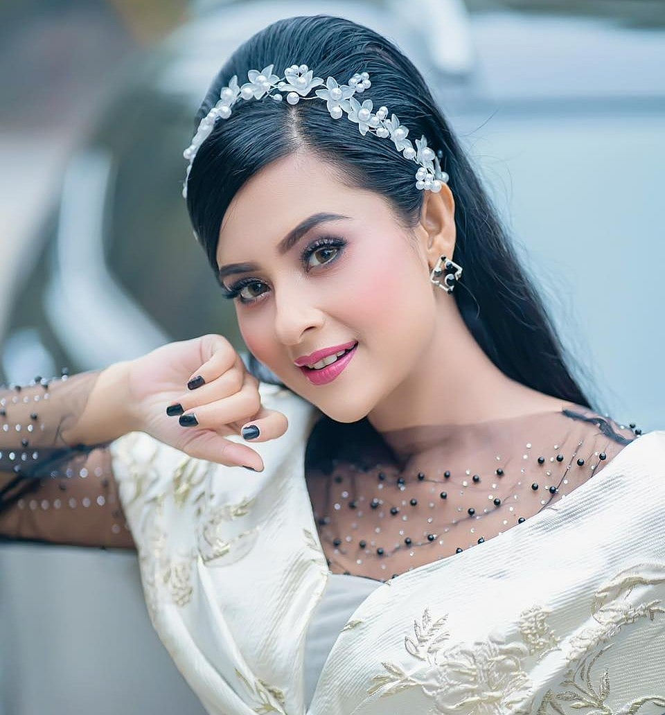 নায়কবিহীন সিনেমায় বুবলী, কবে আসবে রাফীর ‘প্রেশার কুকার’