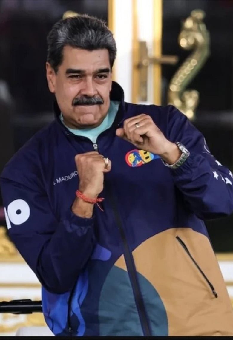 মাদুরোর নো ওয়ার ইয়েস পিস গানে নাচানাচির ভাইরাল ভিডিও, দেখুন স্টাইলিশ লুকে ট্রাম্পকে বুড়ো আঙুল দেখানো যত ড্যান্স মুভ