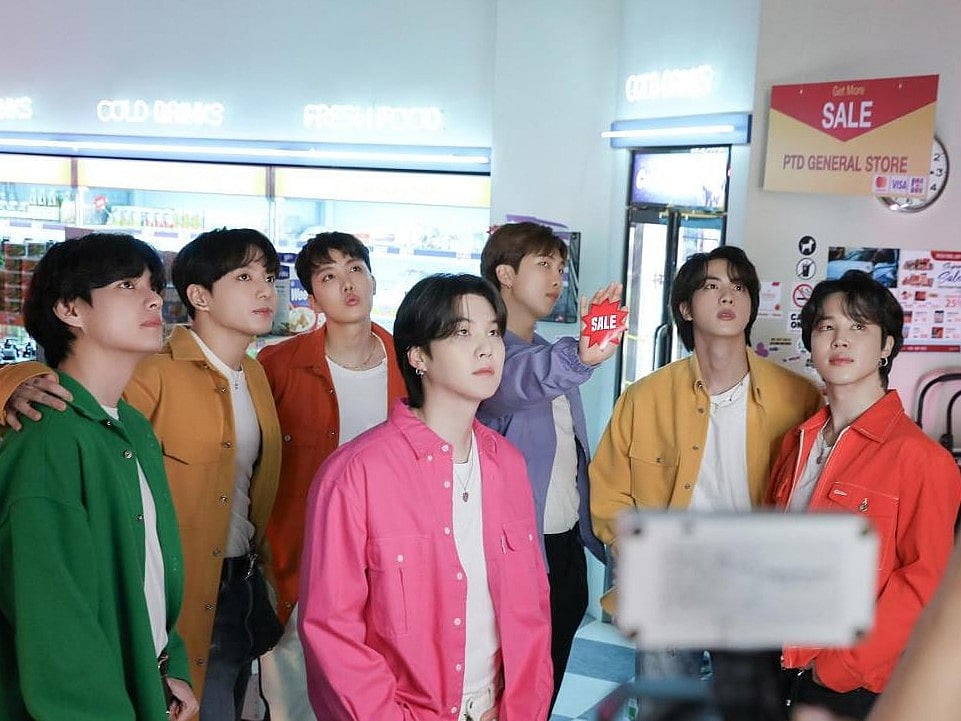 বিরতির মধ্যে বিটিএস তারকারা কে কী করেছেন