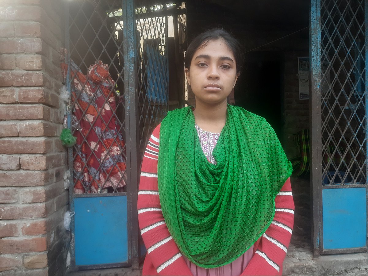 ঘুণে ধরা ঘরে অভাব নিত্যসঙ্গী, তিথির মেডিকেলে ভর্তি অনিশ্চিয়তায়