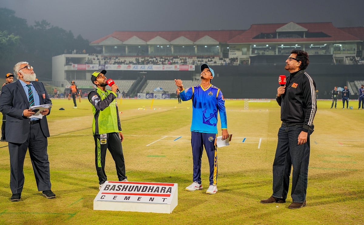 বিপিএল: মাহমুদুলের ৪৪ রানের ঝড় থামল, রেকর্ড গড়ার পথে রসিংটন