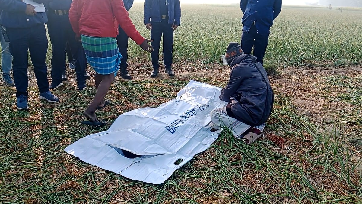 ঘরের ভেতর ককটেল বিস্ফোরণে নিহত এক