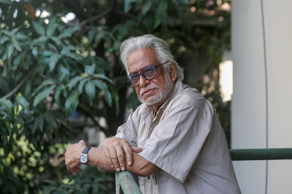 মানুষের যেদিন সেন্স অব হিউমার চলে যায়, হি ইজ ওল্ড