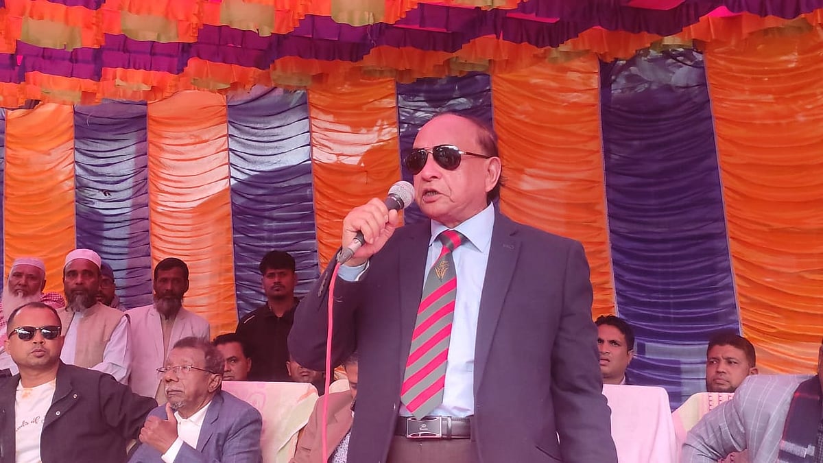 জোনায়েদ সাকিকে সমর্থন দিয়ে নির্বাচন থেকে সরে দাঁড়ানোর ঘোষণা বিএনপির ‘বিদ্রোহী’ প্রার্থীর