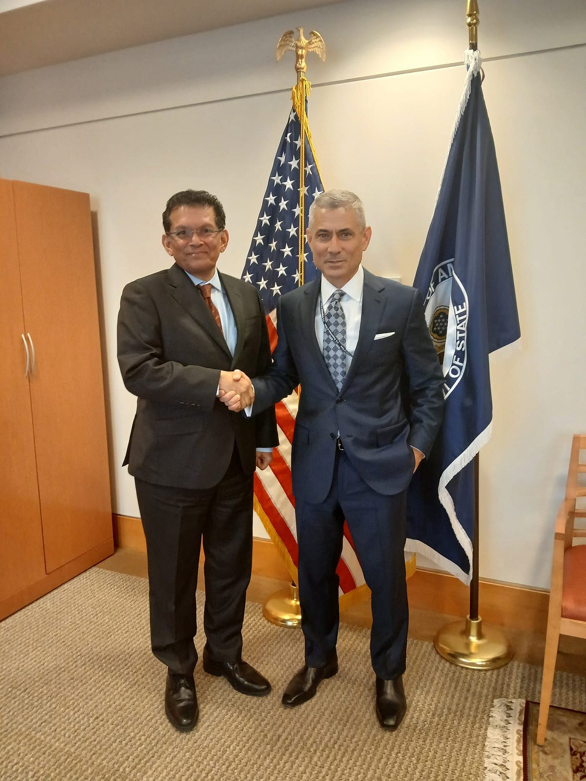 যুক্তরাষ্ট্র বি১ ভিসা বন্ড শর্তাবলি পুনর্বিবেচনা করতে পারে: আন্ডার সেক্রেটারি