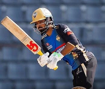 বিপিএল: সেঞ্চুরি হলো না হৃদয়ের, অপরাজিত থাকলেন ৯৭ রানে