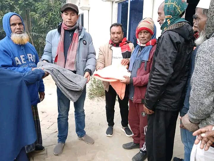 আচরণবিধি লঙ্ঘন করে কম্বল বিতরণ, ফেনীতে বিএনপি নেতাকে জরিমানা