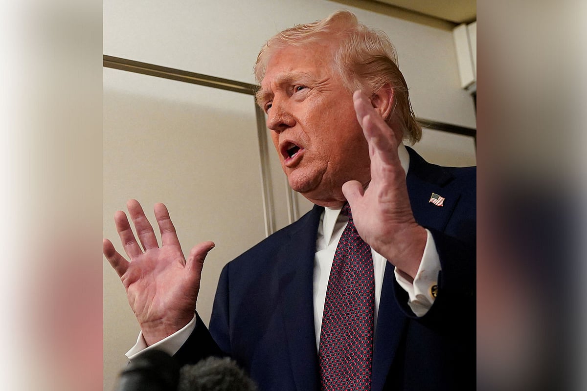 ইরানের বিরুদ্ধে কঠিন পদক্ষেপের হুঁশিয়ারি দিলেন ট্রাম্প