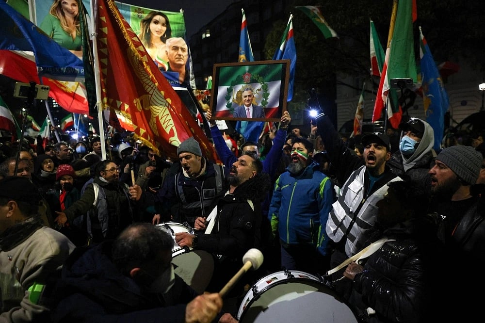 সরকারিরোধী বিক্ষোভে ইরানের প্রধান বিরোধী গোষ্ঠীগুলো কারা