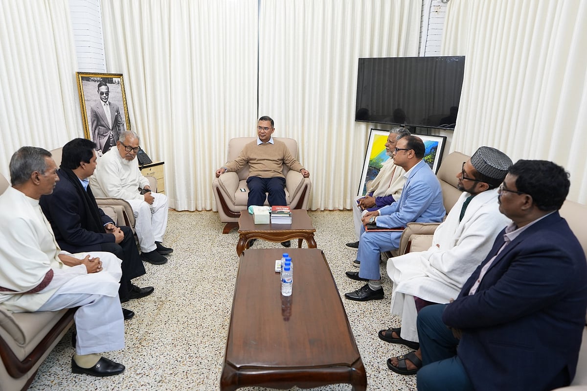 তারেক রহমানের সঙ্গে ১২–দলীয় জোট নেতাদের সাক্ষাৎ
