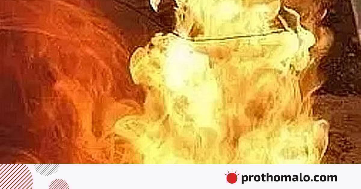 তুরাগে আগুনে এক পরিবারের ১০ জন দগ্ধ তুরাগে আগুনে এক পরিবারের ১০ জন দগ্ধ