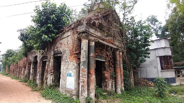 জমিদার বাড়ির এই অংশটুকুই কেবল টিকে আছে
