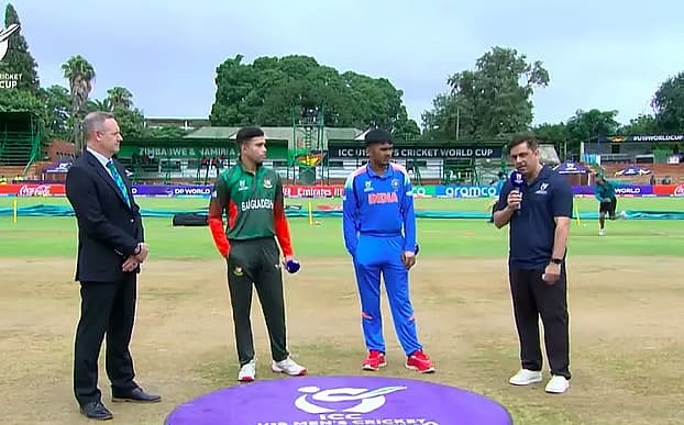 টসের সময় বাংলাদেশ ও ভারতের অধিনায়ক। আজ অনূর্ধ্ব–১৯ বিশ্বকাপে