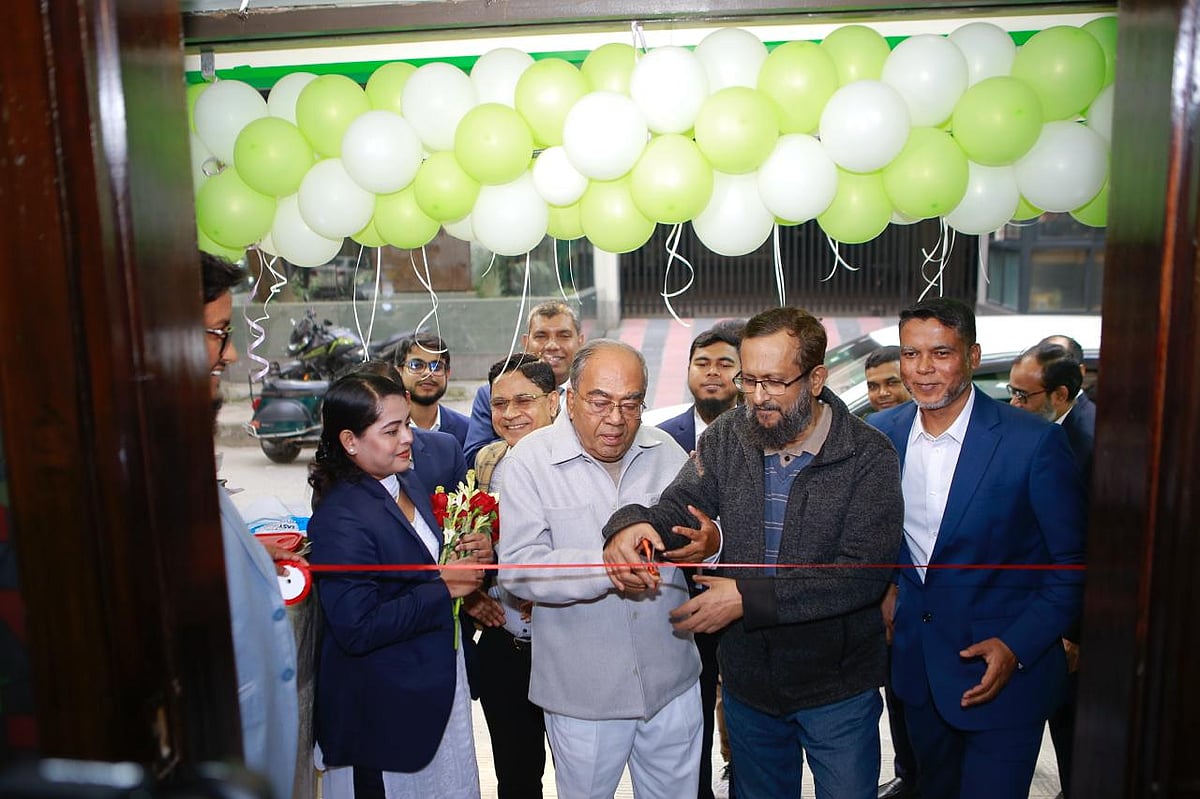 বিষমুক্ত জীবনের পথে নতুন ঠিকানা: লালমাটিয়ায় যাত্রা শুরু করল সুপণ্য