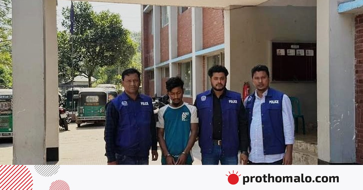 চুরির ৪৮ ঘণ্টার মধ্যে সোনার গয়নাসহ সব জিনিস উদ্ধার, গ্রেপ্তার হলেন অভিযুক্তও চুরির ৪৮ ঘণ্টার মধ্যে সোনার গয়নাসহ সব জিনিস উদ্ধার, গ্রেপ্তার হলেন অভিযুক্তও