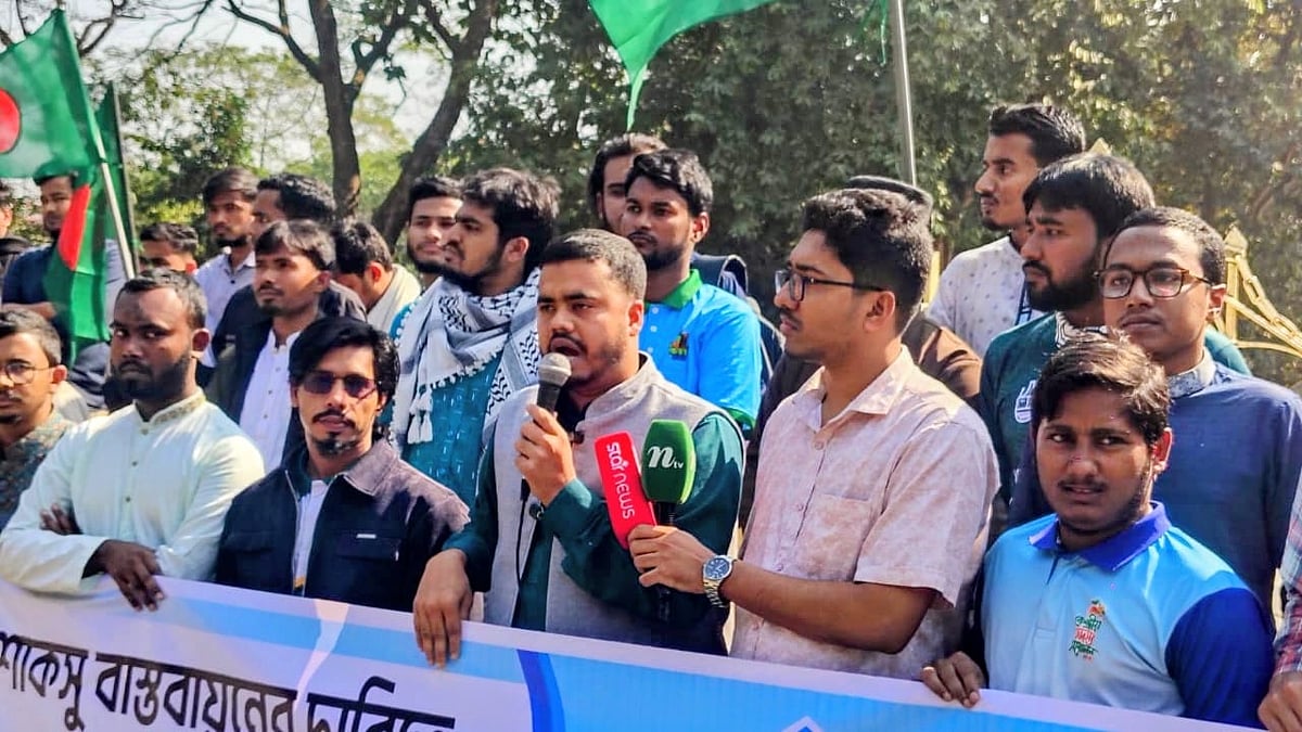 নিজেদের দল সামলান, না হলে প্রতিরোধ গড়ে তুলব: ছাত্রদলের উদ্দেশে চাকসু ভিপি