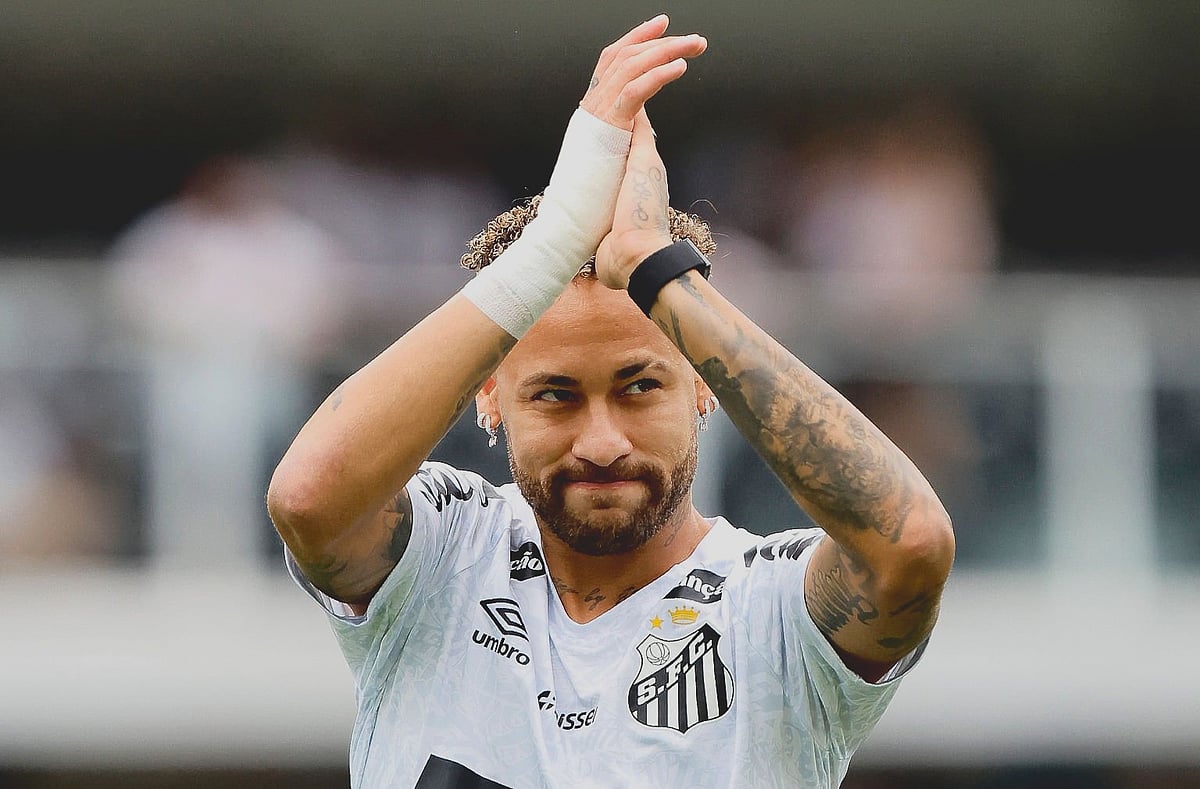 নেইমার কি থাকবেন ব্রাজিলের বিশ্বকাপ দলে, কী চ্যালেঞ্জ তাঁর সামনে