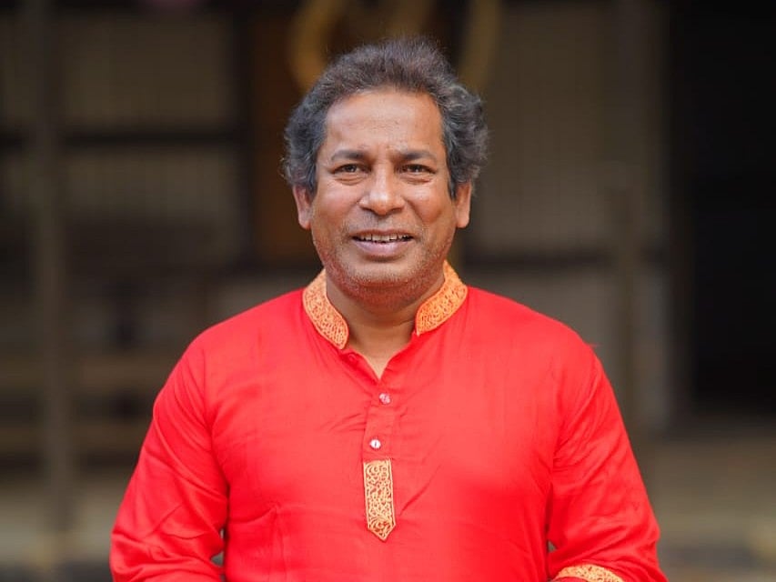 ‘তেল ছাড়া পরোটা’য় মোশাররফ করিম