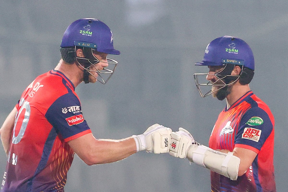 বিপিএল: এবার ফিরলেন আরিফুল, ক্যাচ দিলেন সেই ফারহানের হাতে