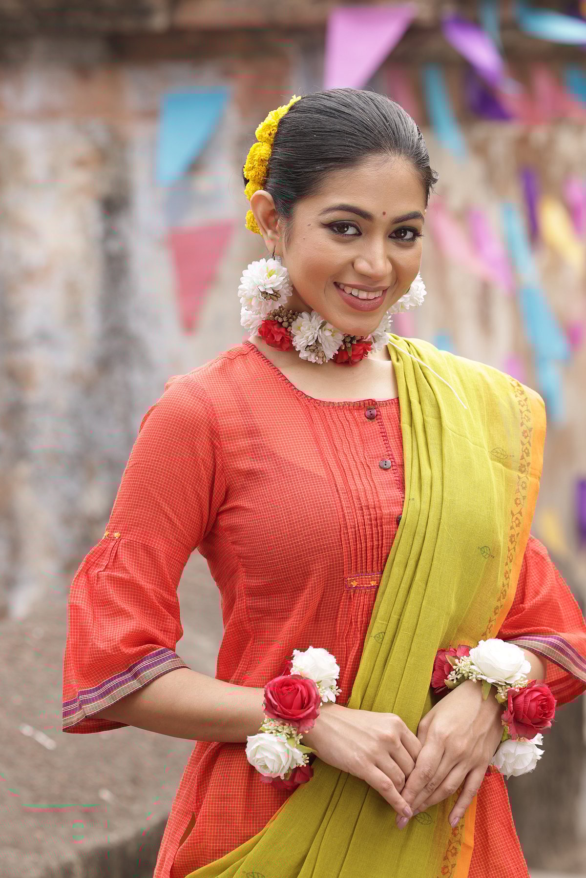 মডেল: প্রিয়ন্তী উর্বী। ছবি: কবির হোসেন