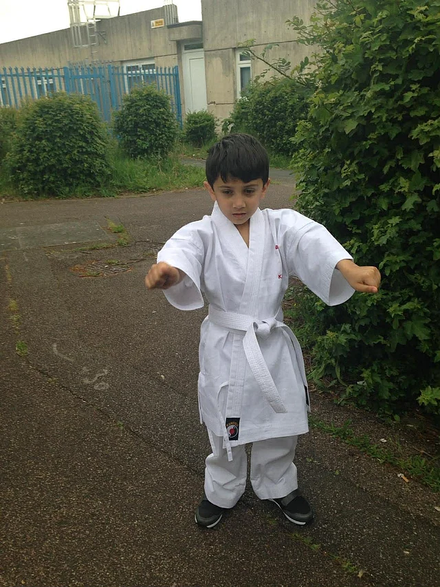 কারাতে শিখছে ছোটবেলা থেকে