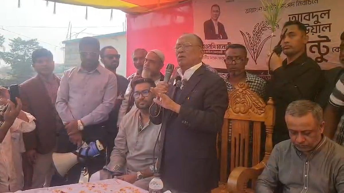 আনুষ্ঠানিক প্রচারের প্রথম দিনেই মাঠে নামলেন আবদুল আউয়াল মিন্টু