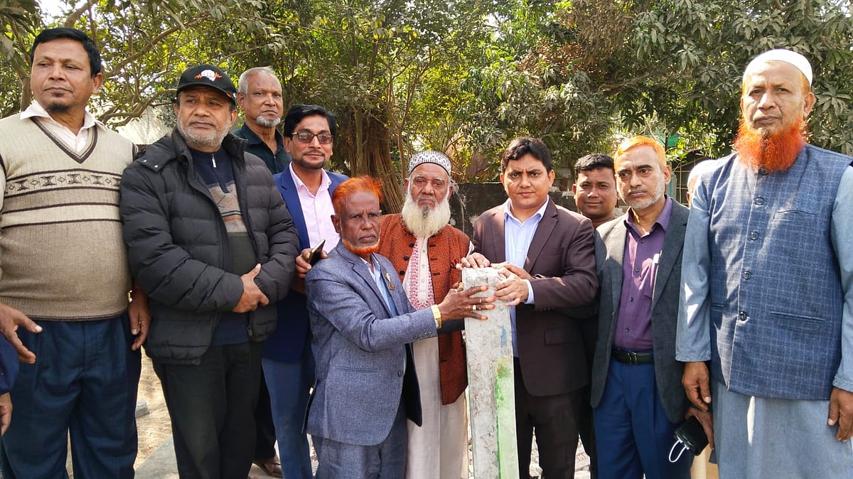 বীরশ্রেষ্ঠ মতিউর রহমানের ম্যুরাল আরও বড় পরিসরে পুনর্নির্মাণের কাজ শুরু