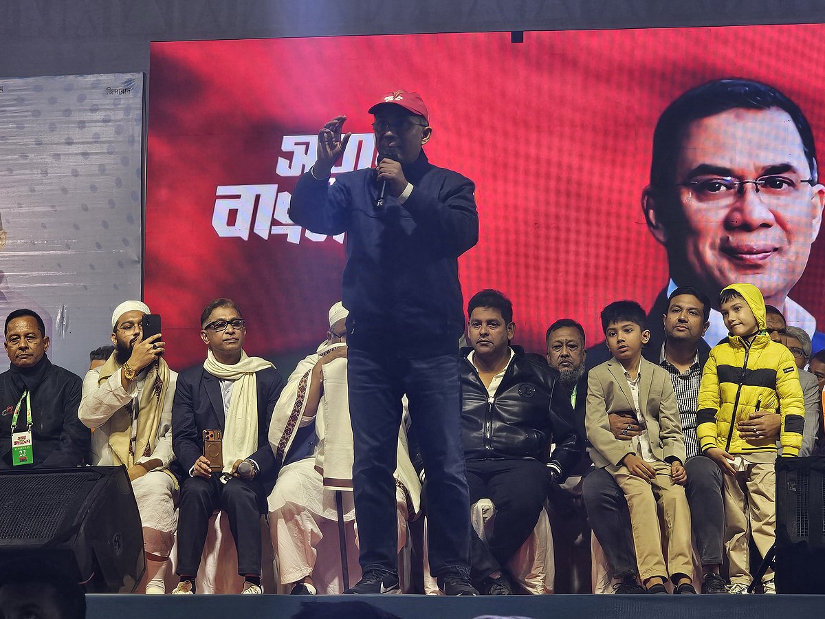 সব ধর্মের মানুষকে নিয়ে ঐক্যবদ্ধভাবে এগোতে হবে