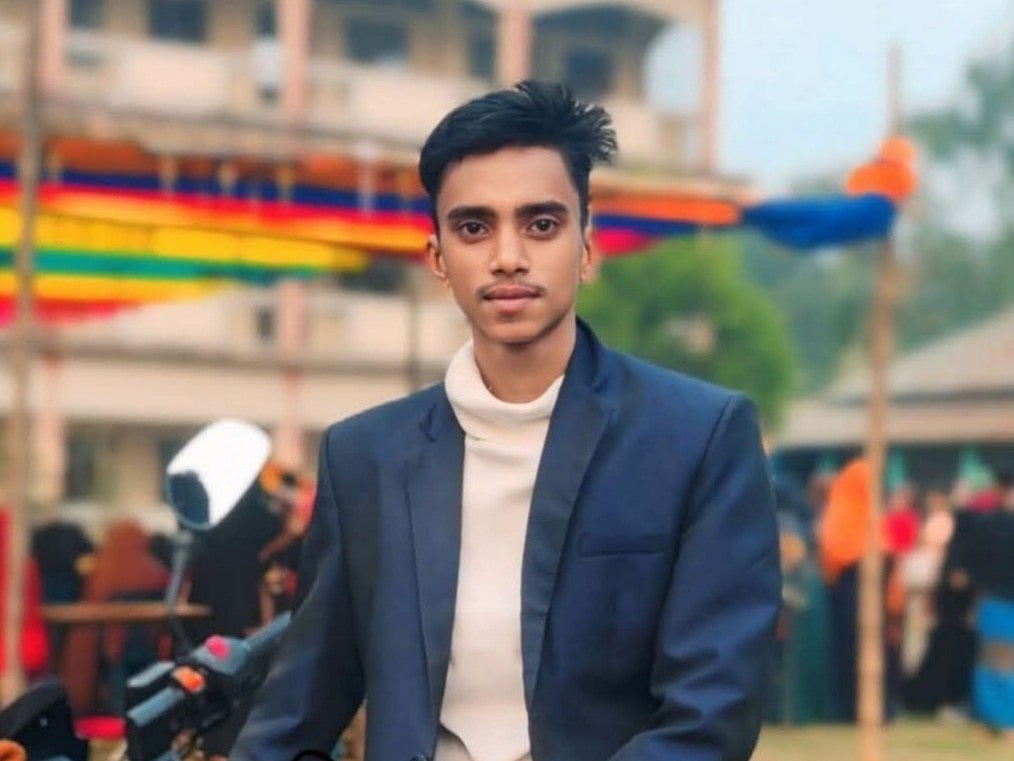 দুদিন আগে কিনে দেওয়া মোটরসাইকেল নিয়ে বাজারে যাওয়ার পথে দুর্ঘটনায় তরুণ নিহত