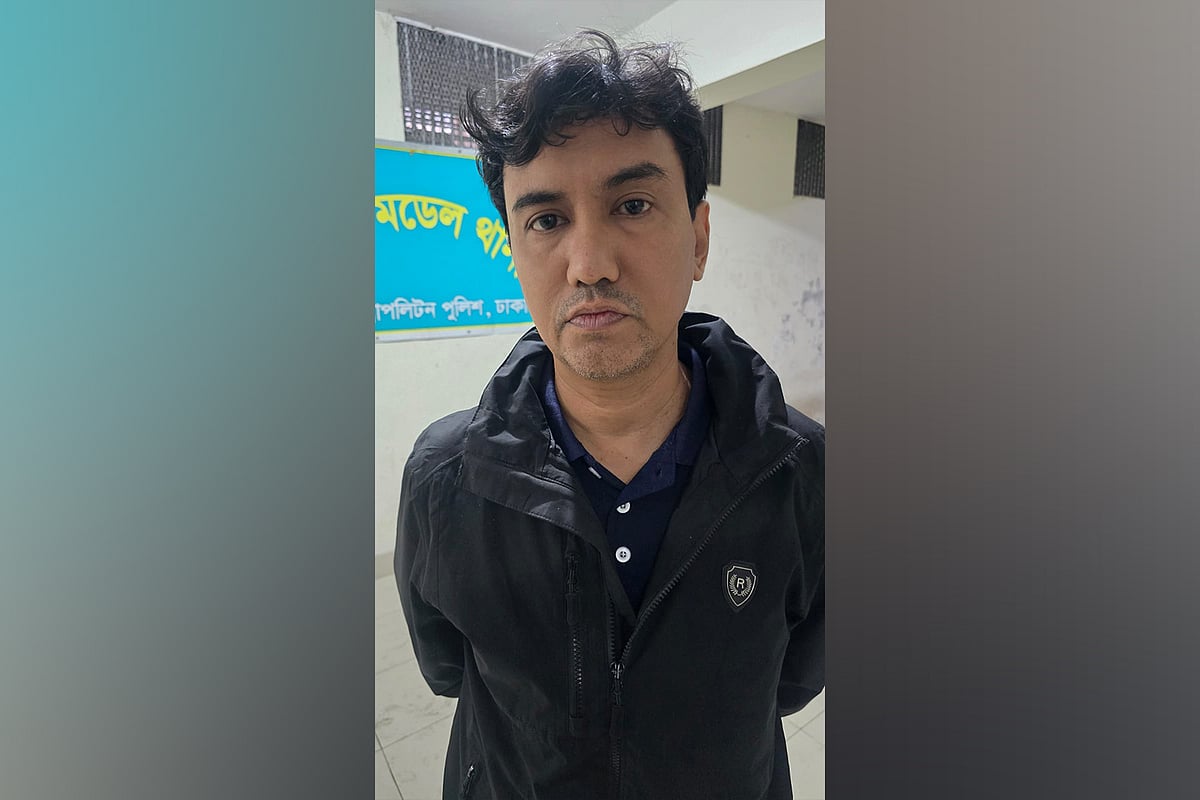 নয়াপল্টনে স্কুলে শিশু নির্যাতনের ঘটনায় ব্যবস্থাপক গ্রেপ্তার