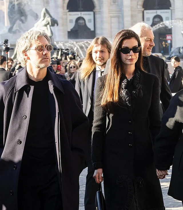 অ্যানা হ্যাথাওয়ে ও তাঁর স্বামী অ্যাডাম শুলমান