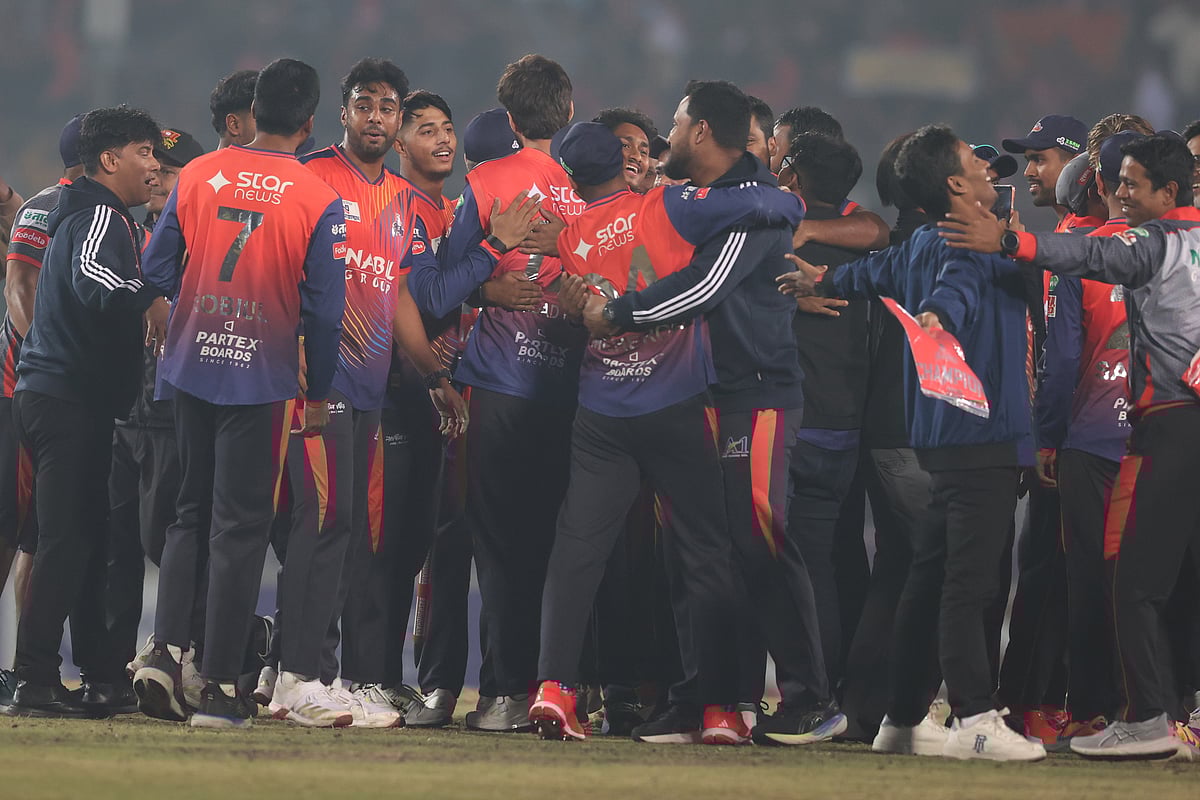 তানজিদের সেঞ্চুরির রাতে রাজশাহীর শিরোপা–উৎসব