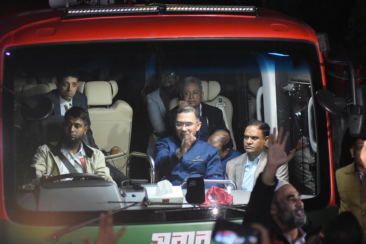 তারেক রহমানকে নিয়ে লাল-সবুজ বাস এখন চট্টগ্রামে