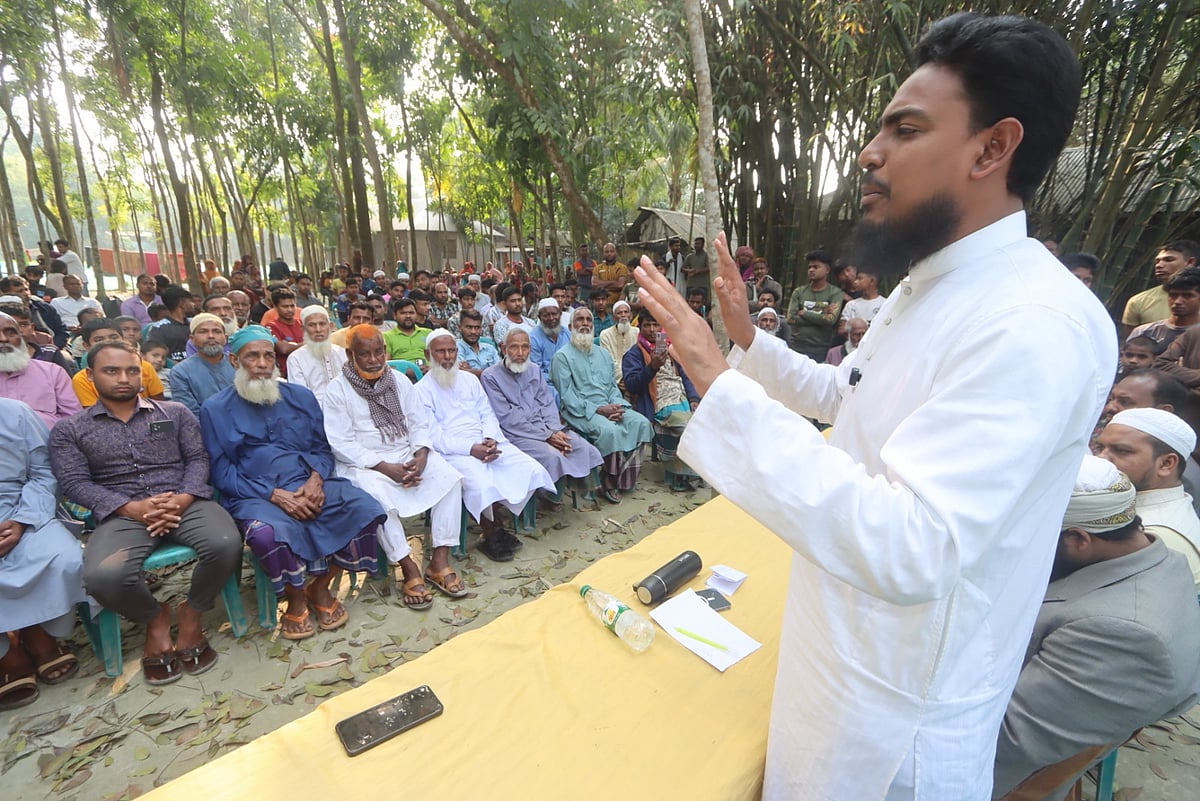 গোলামির নয়, আজাদির বাংলাদেশ গড়তে চাই: আখতার হোসেন