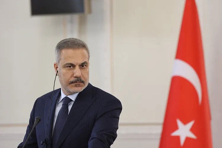 ইরানে হামলার সুযোগ খুঁজছে ইসরায়েল: তুরস্কের পররাষ্ট্রমন্ত্রী